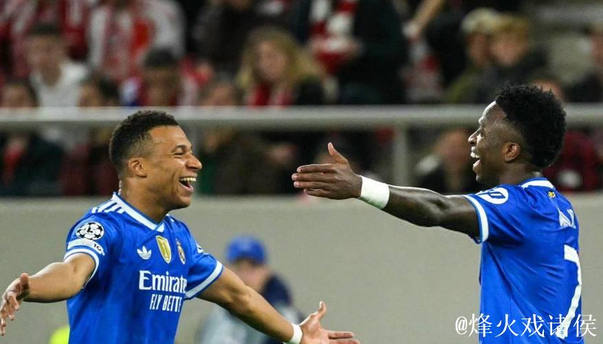 一场4-3上演进球大战，姆巴佩一战封神：轰入4球